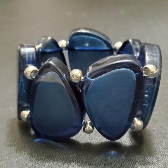 Blue, black and silver bracelet - Picture 2 of 7